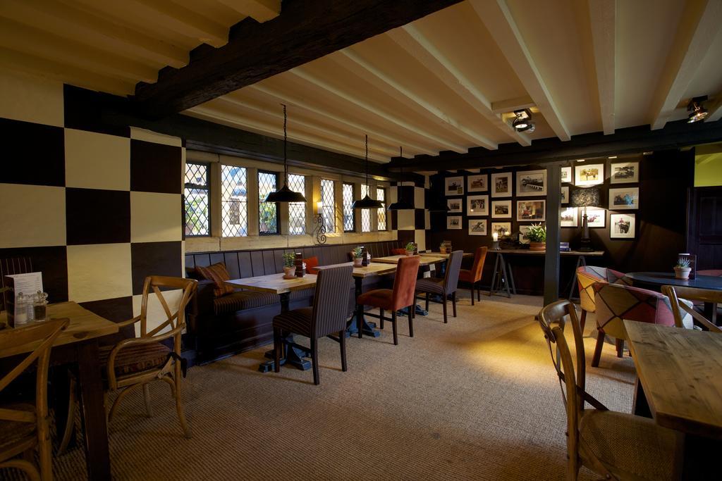 The Broadway Hotel מראה חיצוני תמונה